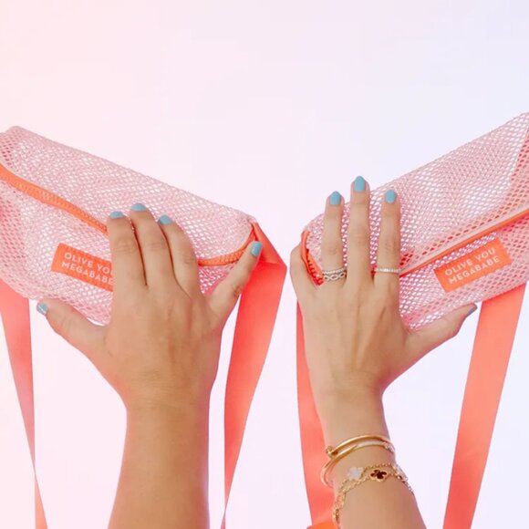 olive and june x megababe fannypack - Picture 5 of 5